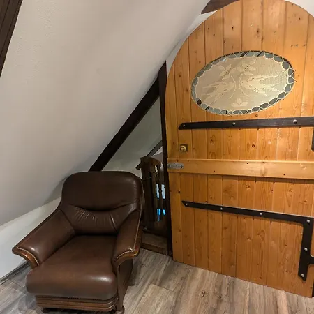 Alte Dorfschule, Mit Mittelalter Apartman *