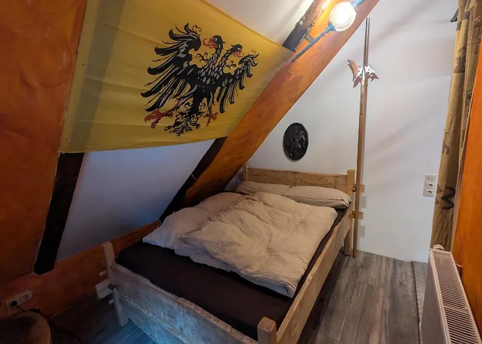 Alte Dorfschule, Mit Mittelalter Lejlighed *