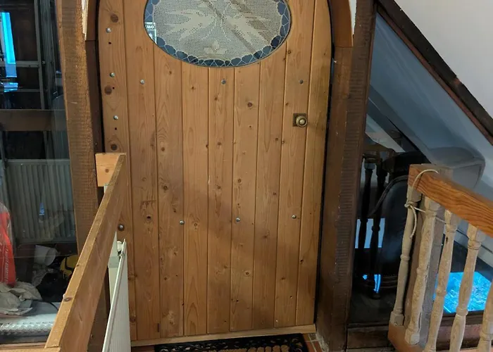 Lejlighed Alte Dorfschule, Mit Mittelalter *