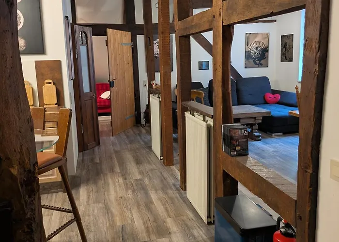 Lejlighed Alte Dorfschule, Mit Mittelalter